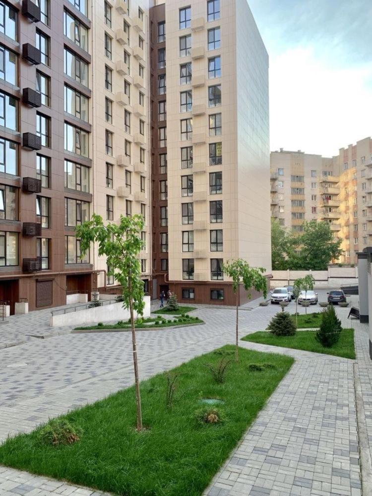 Apartment New Building In Center Днепър Екстериор снимка