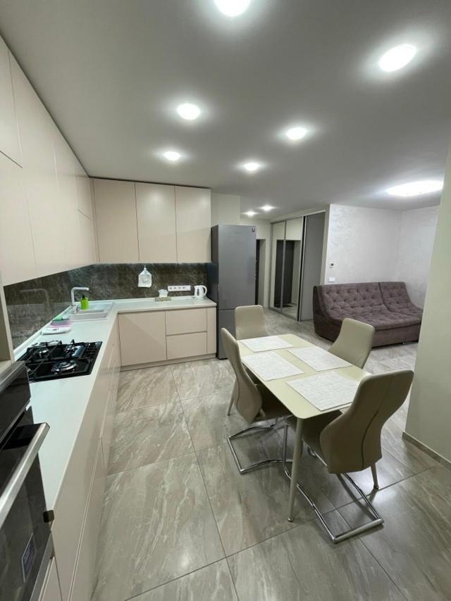 Apartment New Building In Center Днепър Екстериор снимка